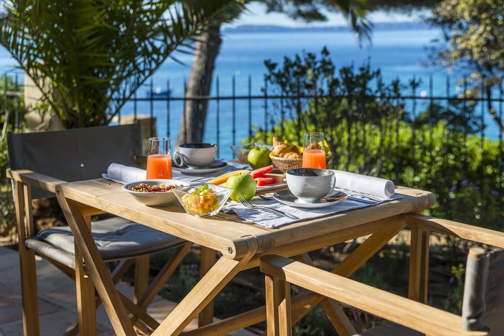 Hôtel Le Bailli De Suffren Le Le Rayol-Canadel-sur-Mer Esterno foto